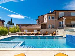 Istra Kamen Comfortable Holiday Residence