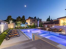 Istra Kamen Comfortable Holiday Residence