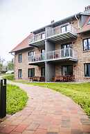 Wide Luzin Modern Retreat