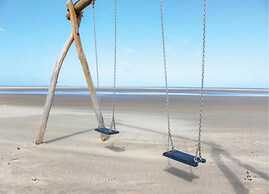 Modern Suite Near Beach