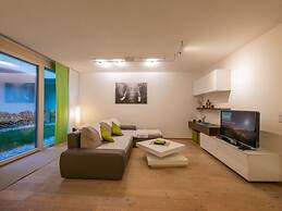 Tasteful Apartment in Fulpmes