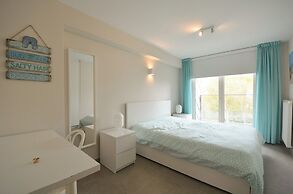 Stylish Apartment With Sunny Terrace