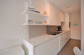 Stylish Apartment With Sunny Terrace