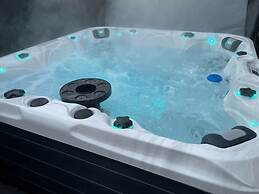 Bente Modern Retreat