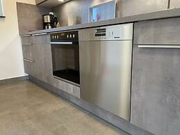 Bente Modern Retreat