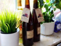 Elsewhere Comfortable Holiday Residence