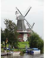 Elsewhere Comfortable Holiday Residence