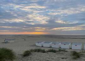 Cosy Polder House Near the Coast