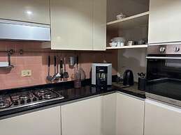 Beautiful Apartment Near Riviera