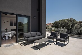 Modern Apartment With Large Covered Terrace