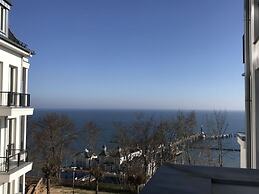 Apartment on the Beach in Sellin