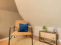 House by the Paddock