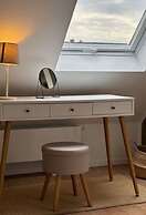 House by the Paddock