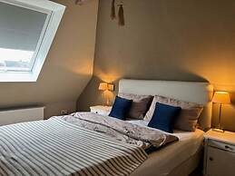 House by the Paddock