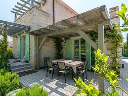 Villa Zelda Comfortable Holiday Residence