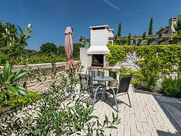 Villa Zelda Comfortable Holiday Residence