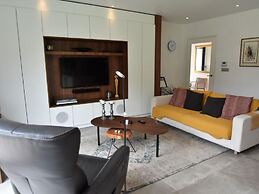 Modern Holiday Home in Maasmechelen With Sauna