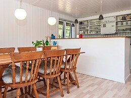 6 Person Holiday Home in Ulfborg