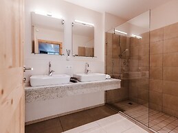 Apartment With Sauna Right on the ski Slope