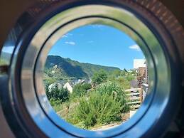 Emerald - Holiday Home for