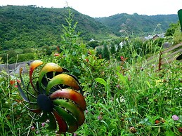 Emerald - Holiday Home for