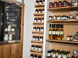 Emerald - Holiday Home for