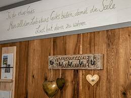 Emerald - Holiday Home for