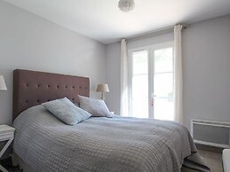 Spacious Holiday Home in Grimaud With Large Garden