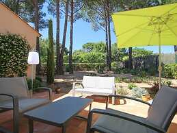 Spacious Holiday Home in Grimaud With Large Garden