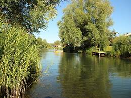 Starfish Modern Retreat