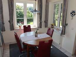 Starfish Modern Retreat