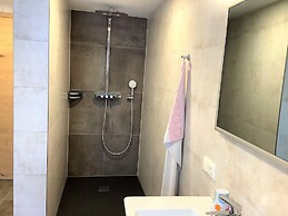 Comfortable Holiday Home With Garden in Leogang