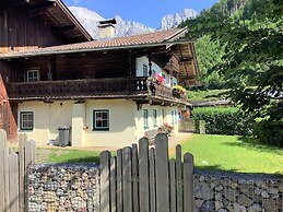 Comfortable Holiday Home With Garden in Leogang