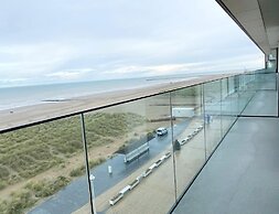 Apartment in Nieuwpoort With sea Beach