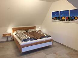 Beach House Lucky Rugen