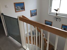 Beach House Lucky Rugen