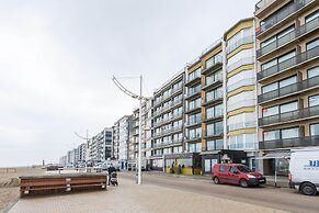 Les Petrels 601 With sea View in Koksijde
