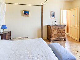 Lovely Chateau 25 min From Bordeaux