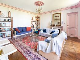 Lovely Chateau 25 min From Bordeaux