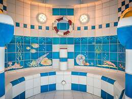 Nice Holiday Home With Swimming Pool