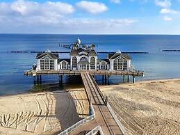 Nice Holiday Home With Swimming Pool