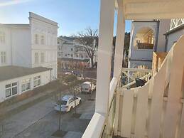 Nice Holiday Home With Swimming Pool