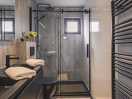 Luxurious Holiday Home Nearby the Lower Rhine