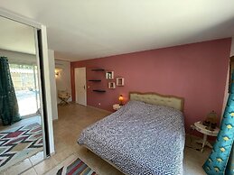 Villa Polau on the Edge of the Woods