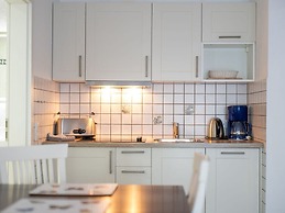 Hoppe 9 Modern Retreat