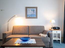 Hoppe 9 Modern Retreat