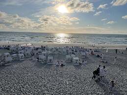 Hoppe 9 Modern Retreat