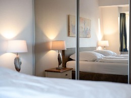 Hoppe 9 Modern Retreat