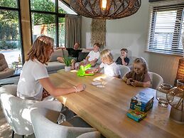 Luxury Lodge With Private Swimming Pool