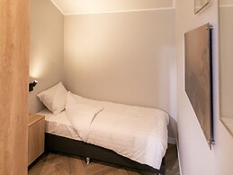 Luxury Lodge With Private Swimming Pool